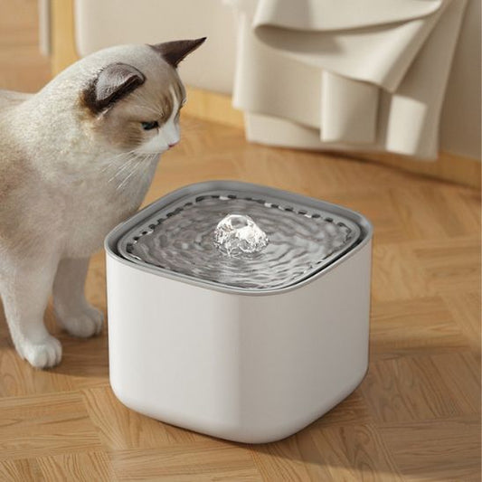 Fontaine à eau pour chat La Patte Velue