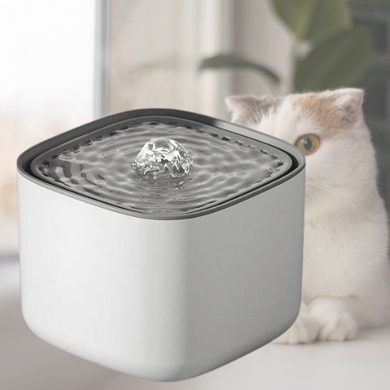 Fontaine à eau pour chat La Patte Velue
